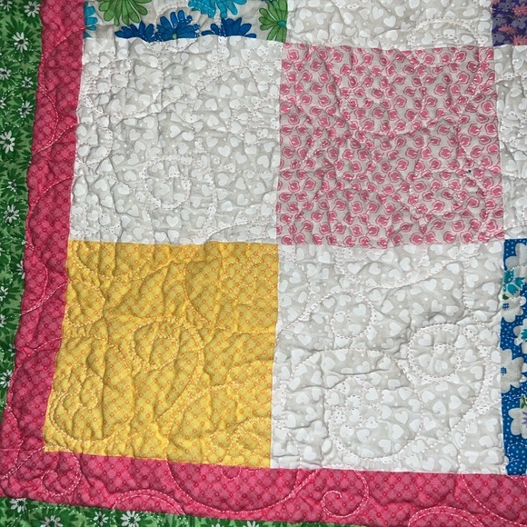 Handmade throw quilt 44” x 36”